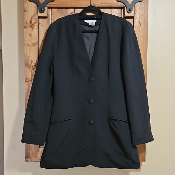 Franco Mirabelli Jackets & Blazers - Franco Mirabelli Black Silk Rayon Collarless 3 Button Blazer Size Medium